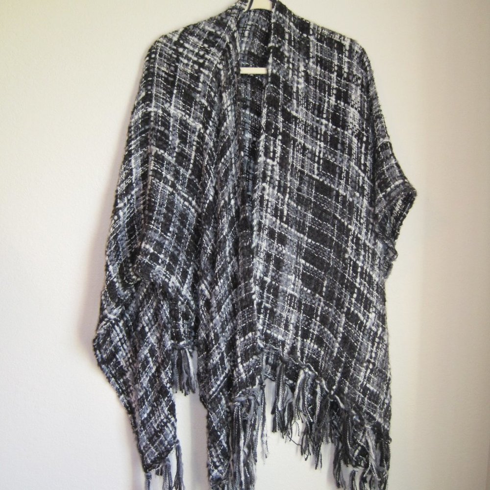 Apt 9 Shawl sweater wrap one size